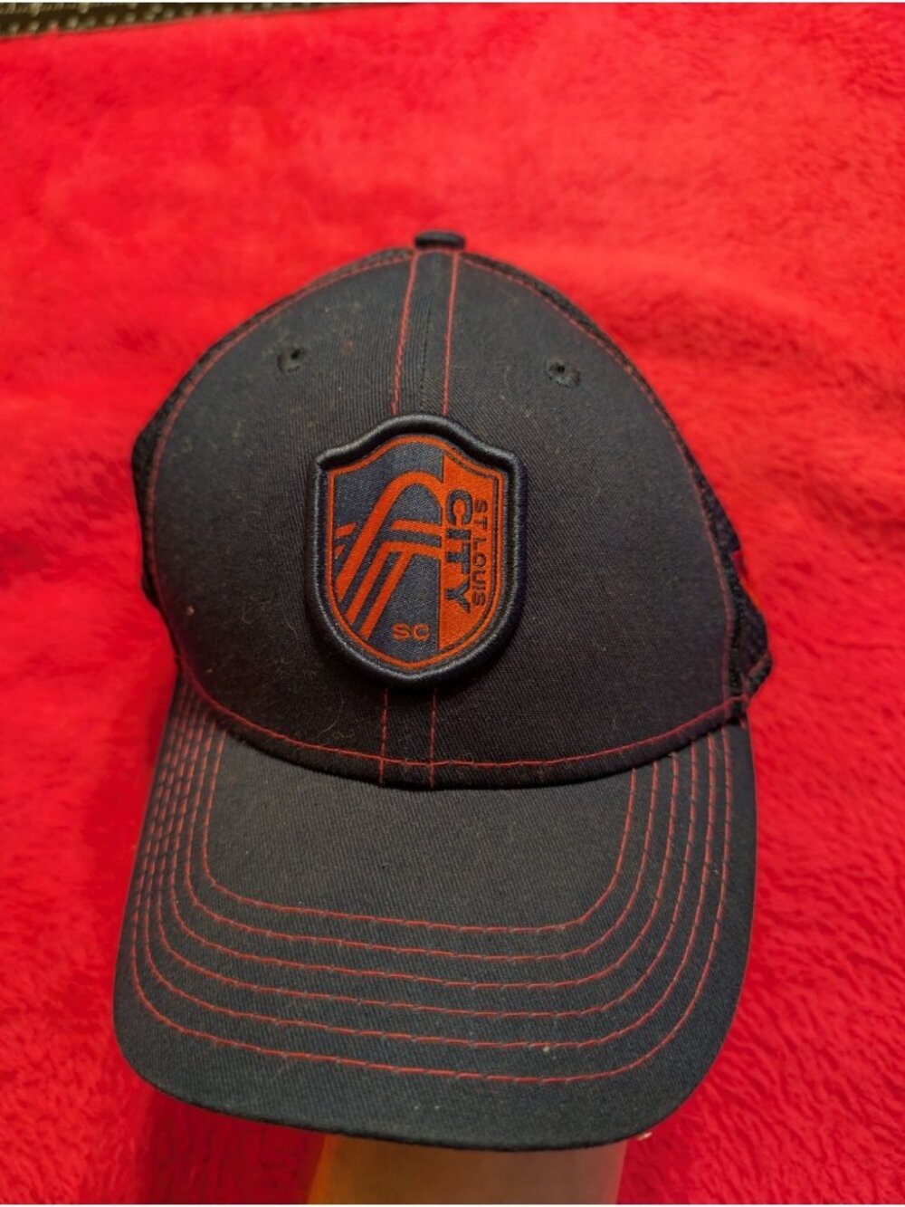St Louis City SC Hat Youth New Era 39THIRTY Navy Blue Red Mesh Stretch Fit MLS